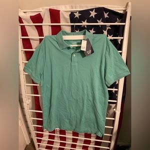 NWT Men’s Gap small Polo